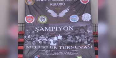 Şampiyon Melekler Voleybol Turnuvası