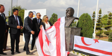 dau-rauf-denktas-bustu---3-