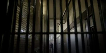 mahkumlar-hapishane-gardiyanlarini-zehirledi-17159400704018