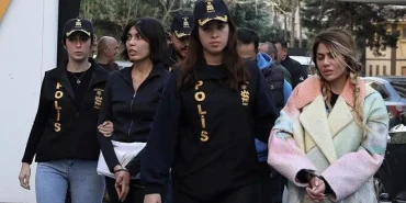 pluCLU3a5EWu700BXoIZXQ