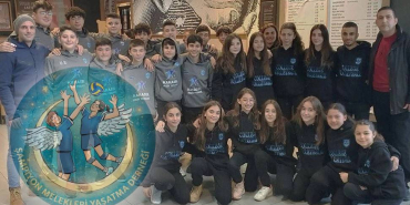 v2ampiyonmelekler_1712680670