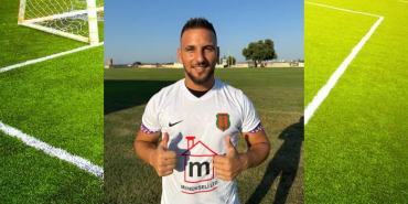 cikartmalar-spor-isaretleme-ve-top-ile-futbol-cim-saha.jpg (5)