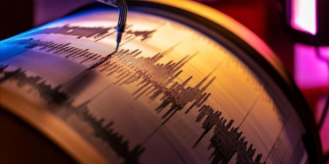 Akdenizde-4-buyuklugunde-deprem