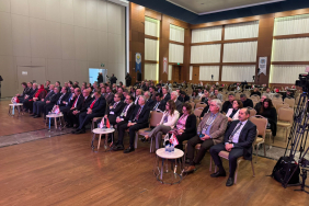 1734338182285konferasn