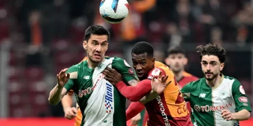 galatasaray-konyaspor-ile-golsuz-berabere-kaldi-3205136_202502272102_1