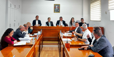 1743158833198EKONOMI2803251