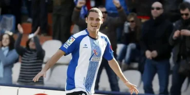 932417298_254021264_1706x960