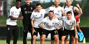 yildiz-oyuncunun-son-duragi-besiktas-oldu-30-yasinda-futbola-veda-ediyor-felu