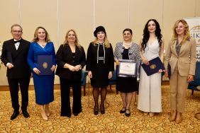 1744222558828panel 1