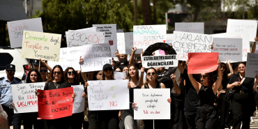 1747129812294AOA öğrenciler Eğitim Bakanlığı'na yürüdü-1-so