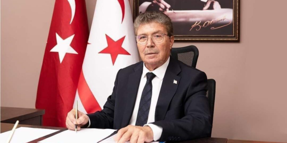 basbakan-ustel-kisilik-haklarina-saldiri-dusunce-ya-da-medya-ozgurlugu-degildir-e1753685628291