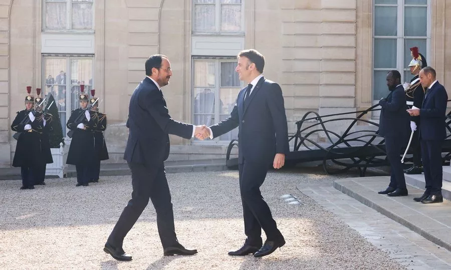 Macron Güney Kıbrıs’a gidiyor