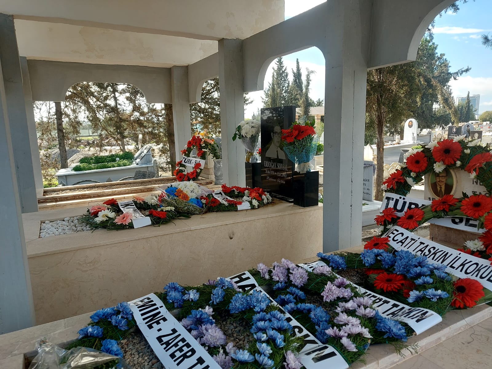 Sendikacılar Taşkın, Sonsal ve Karal vefatlarının 43’üncü yılında anıldı