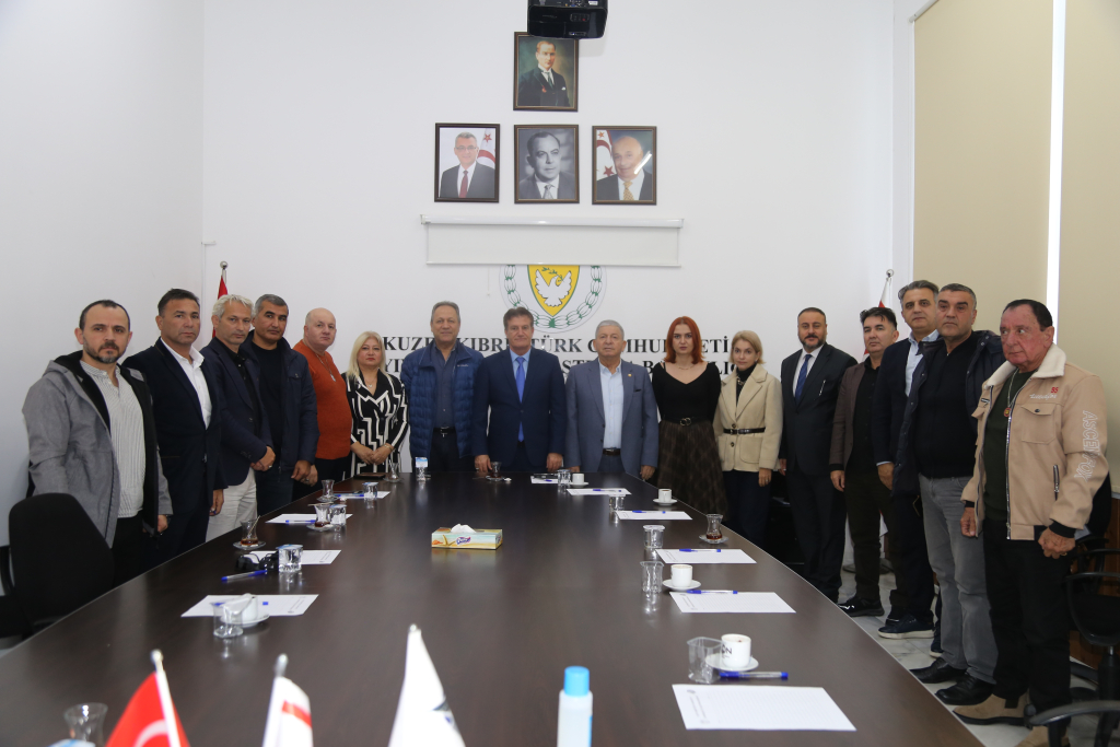 Arıklı: Tekvando Federasyonuna desteğimiz sürecek