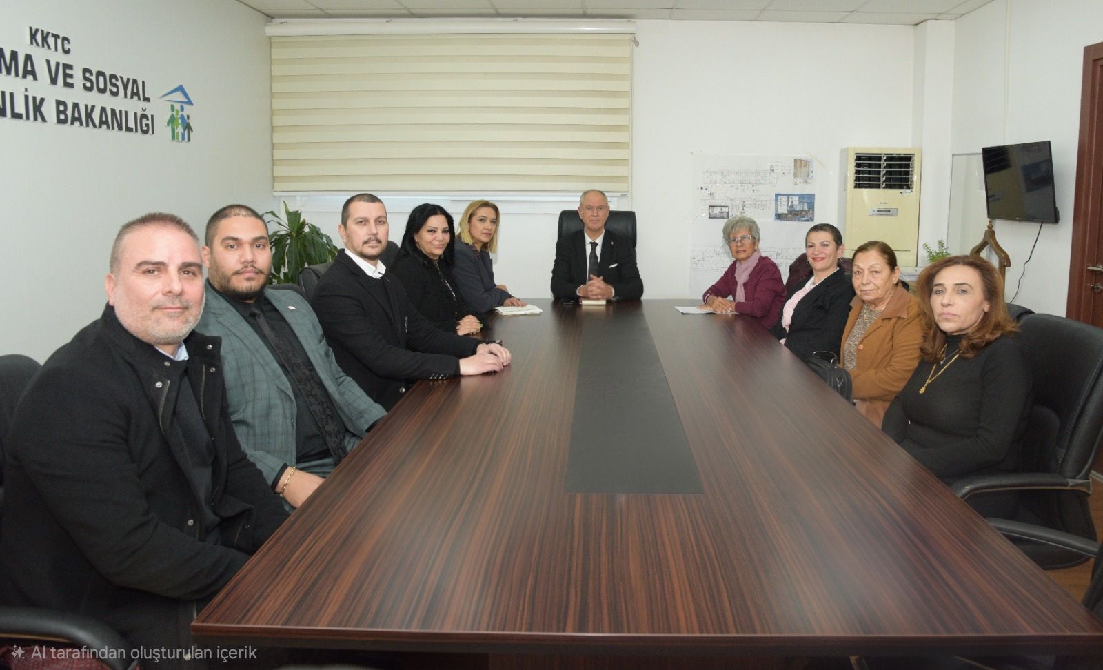 Bakan Hasipoğlu, Kanser Hastalarına Yardım Derneği’yle görüştü