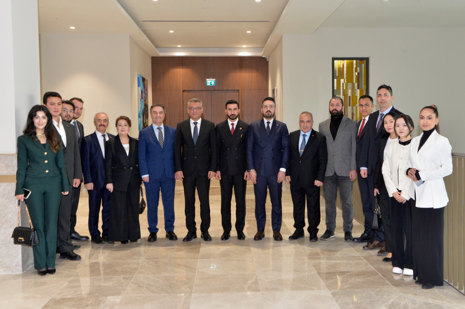 Cumhurbaşkanı Erhürman, Türk Dünyası Gençlik Vakfı yönetimini kabul etti