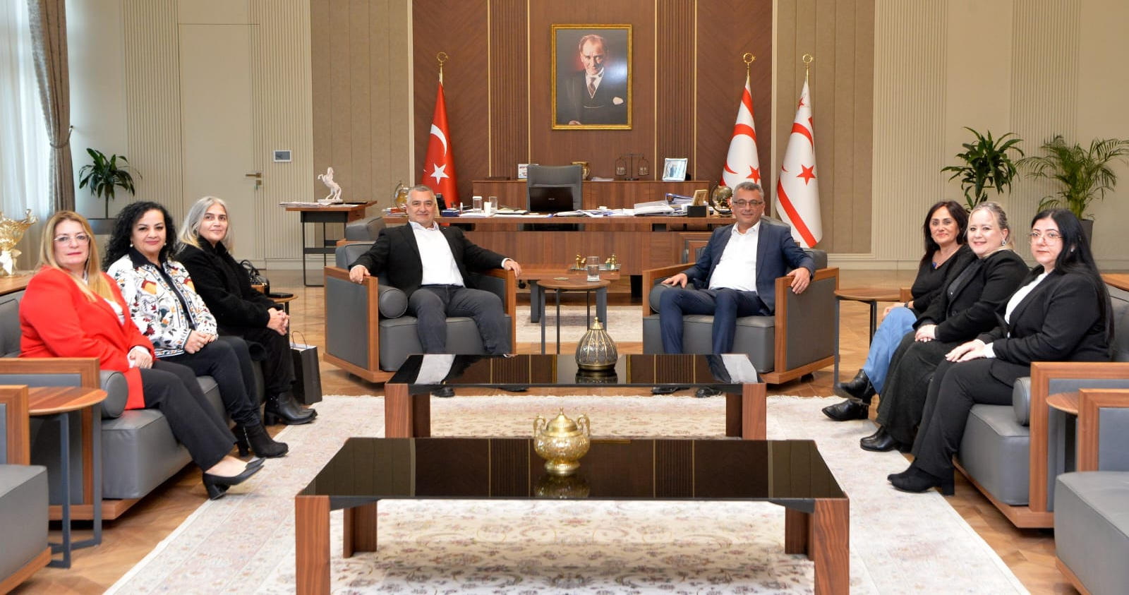 Cumhurbaşkanı Erhürman, Çağdaş Müzik Derneği’ni kabul etti