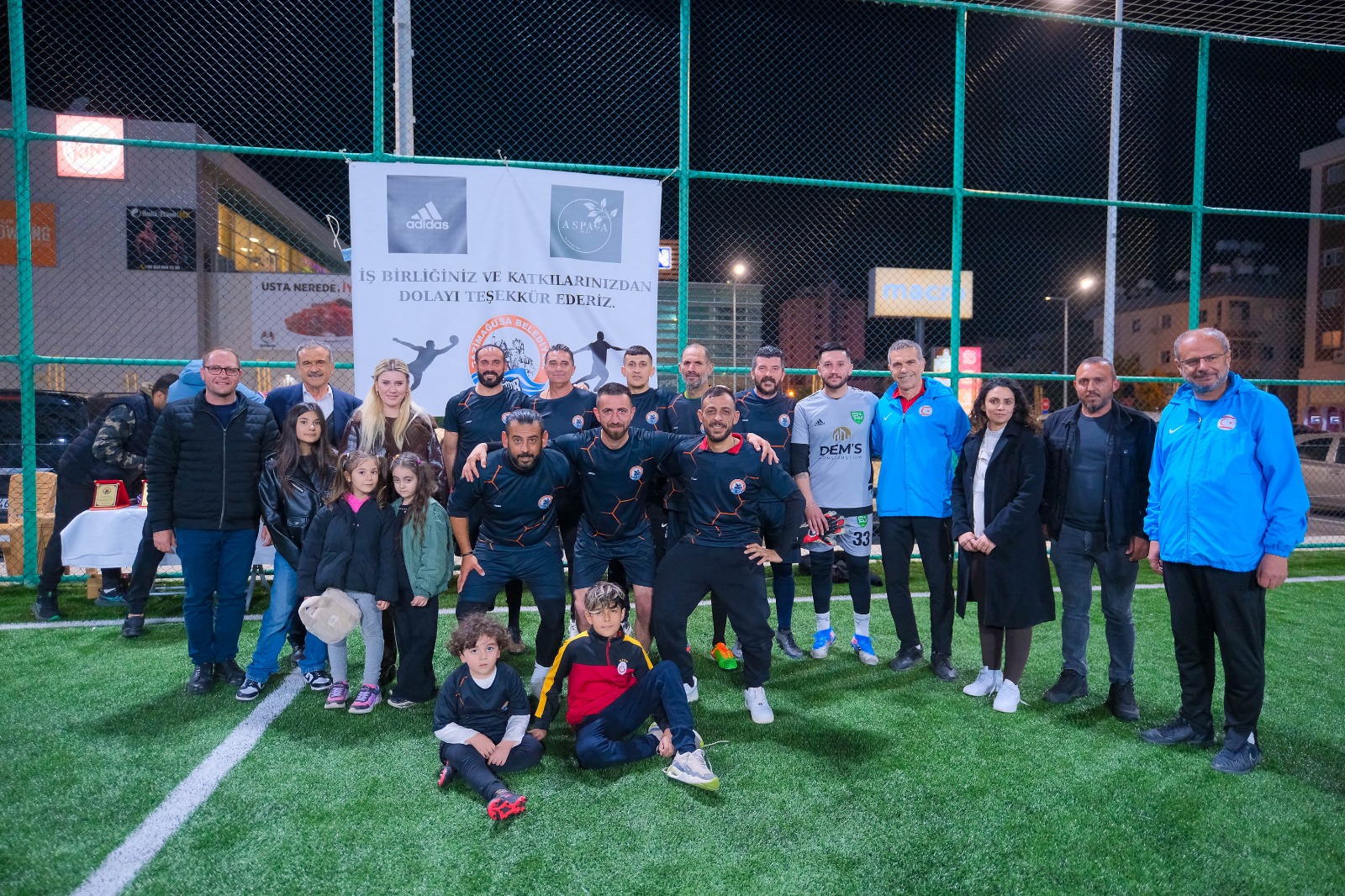 Gazimağusa Kurum ve Kuruluşlar Arası Halı Saha Turnuvası’nın şampiyonu GMB City oldu