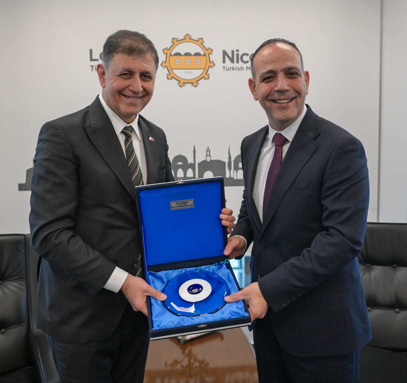 Harmancı, İzmir Büyükşehir Belediye Başkanı Tugay ile bir araya geldi