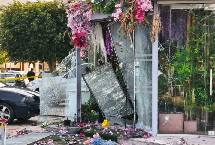 Limasol’da çiçekçi dükkanına bombalı saldırı