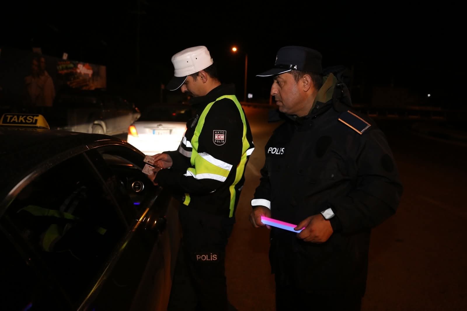 222 sürücüye işlem: 16 araç men, 2 tutuklama