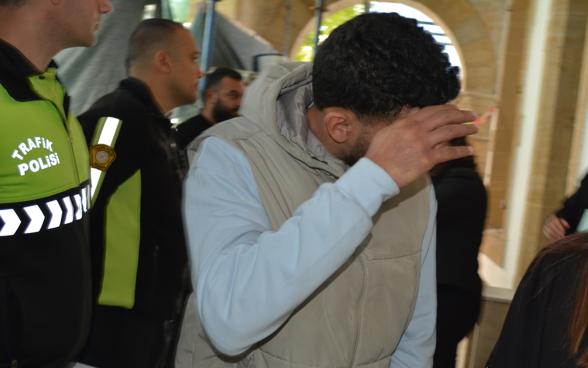 Her türlü uyuşturucu madde var… Yabancı uyruklu şahsa ek tutukluluk