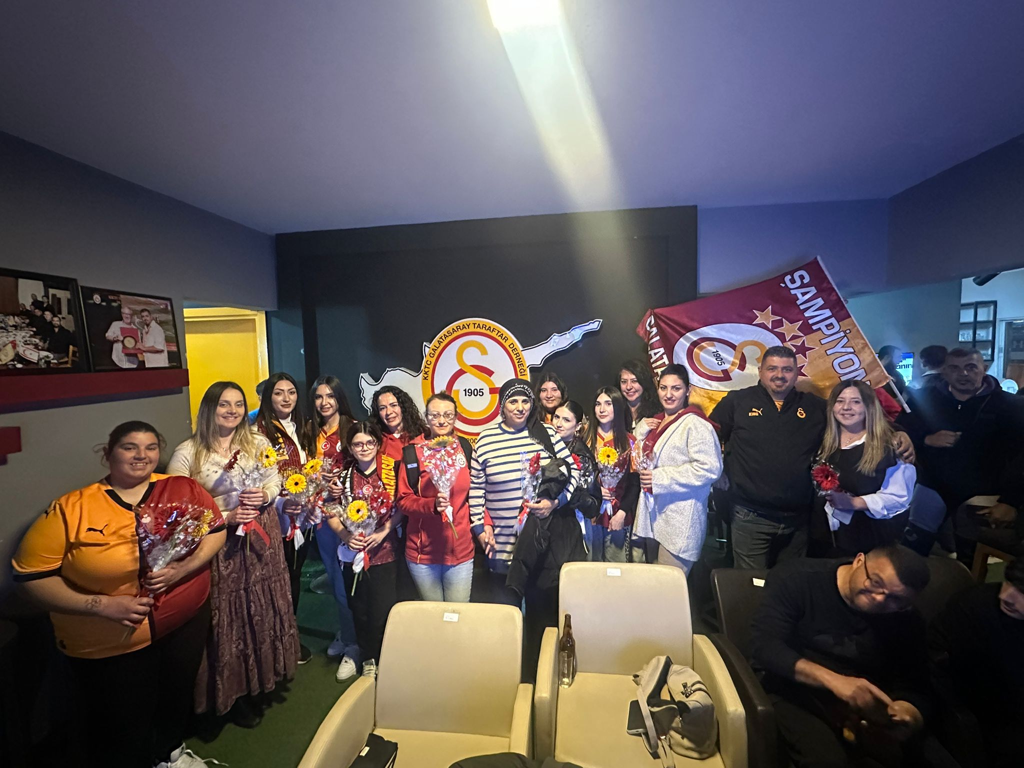 KKTC Galatasaray Taraftar Derneği’nde Dünya Kadınlar Günü kutlandı