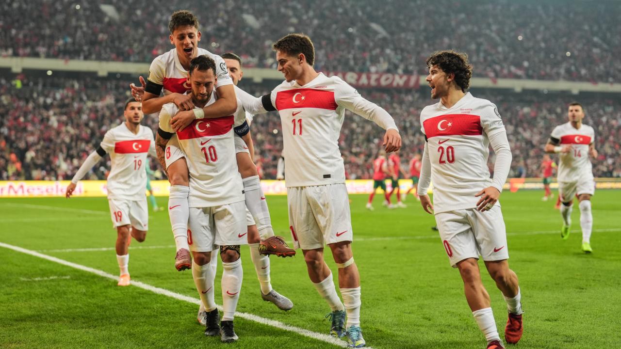 Türkiye A Milli Futbol Takımı Dünya Kupası bileti için Kosova karşısında