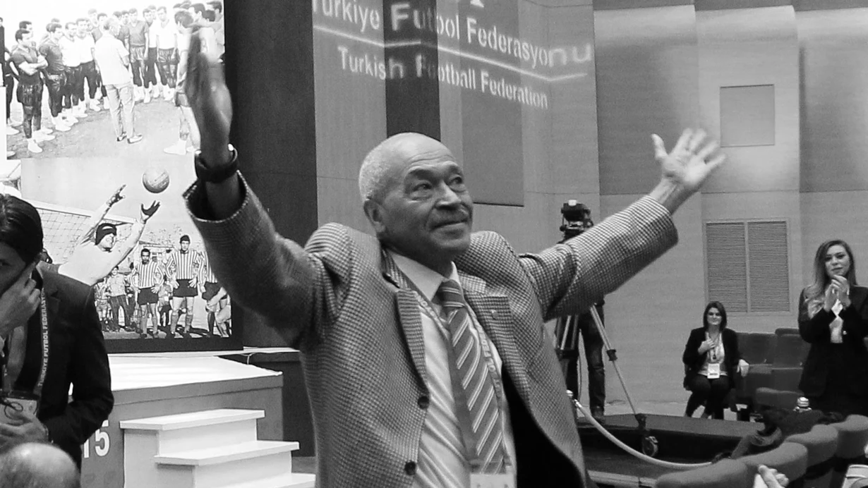 Fenerbahçe’nin eski futbolcularından Çetin Güler hayatını kaybetti