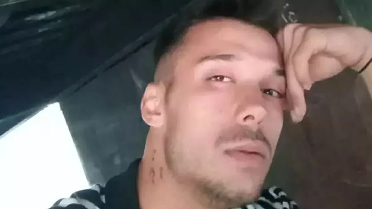 Genç müzisyen Emre Duman kalbinden bıçaklanarak öldürüldü!