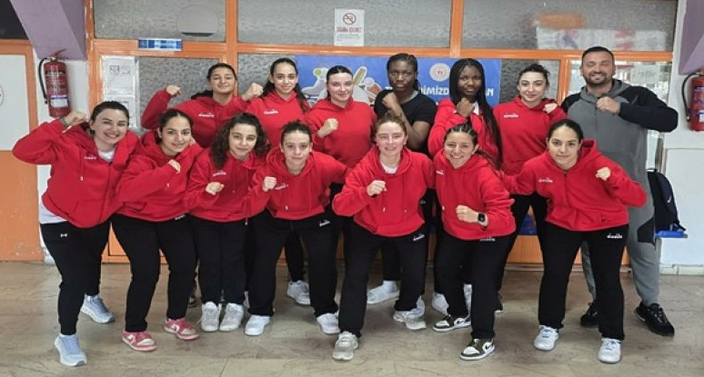 Kızlarımız Beşiktaş’ı devirdi