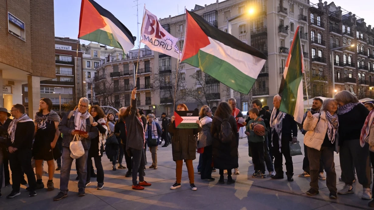 Real Madrid-Hapoel Tel Aviv maçı öncesi İsrail protesto edildi!