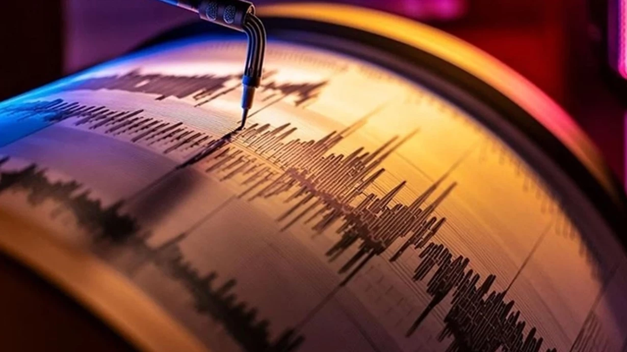Çanakkale’de de hissedildi: Ege’de 5.1 büyüklüğünde deprem!