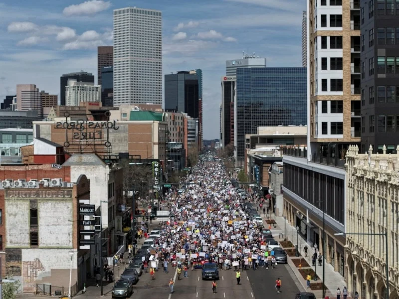 “No Kings” gösterilerine polis müdahalesi