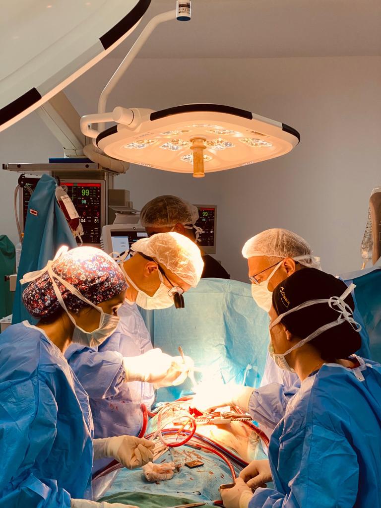 55 yaşındaki hastaya ikinci kez kalp nakli yapıldı… Birtan: “Tıp dünyasında ender görülen bir başarı”