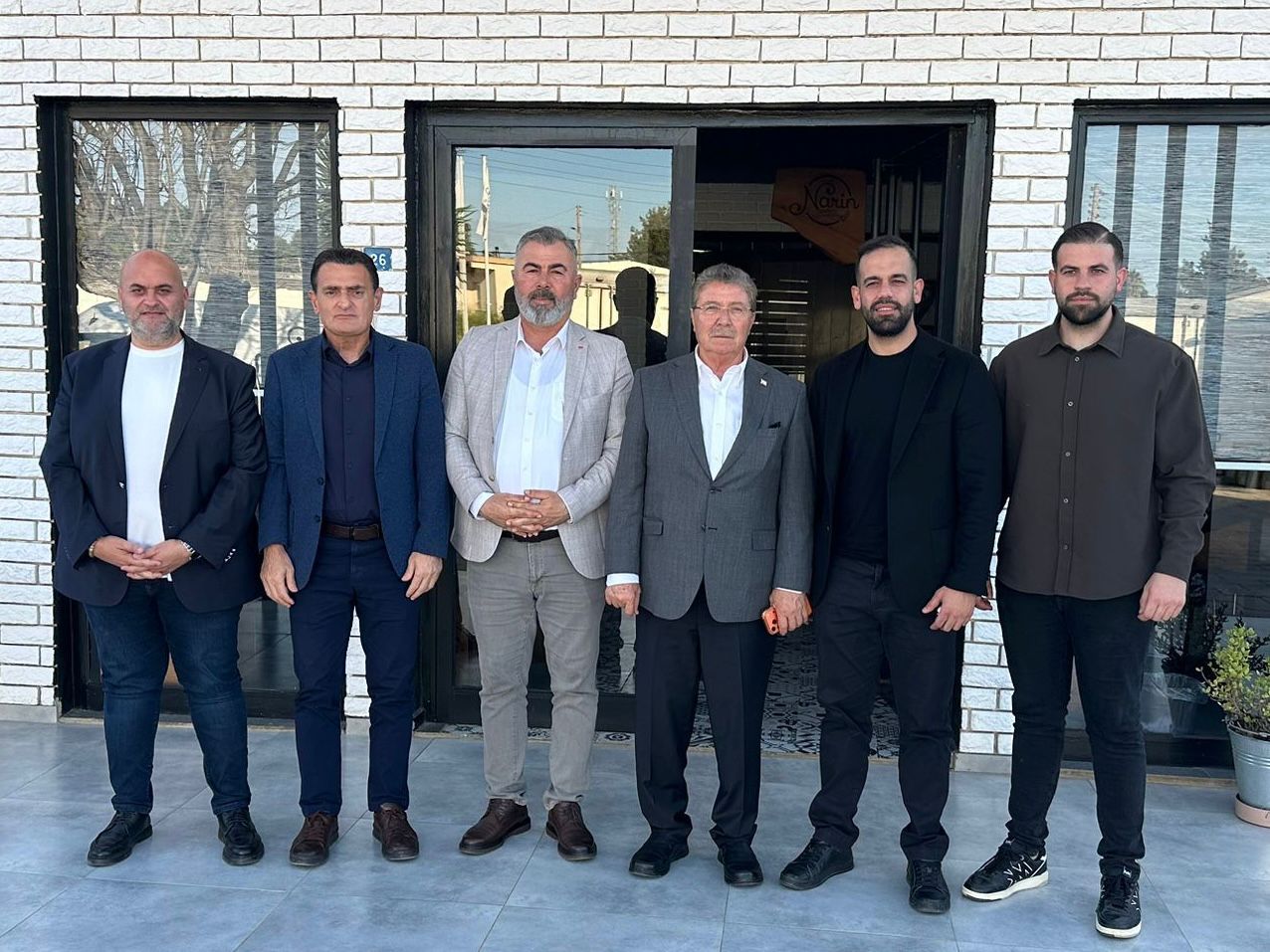 Başbakan Üstel: Üretmek isteyen her gencin yanındayız