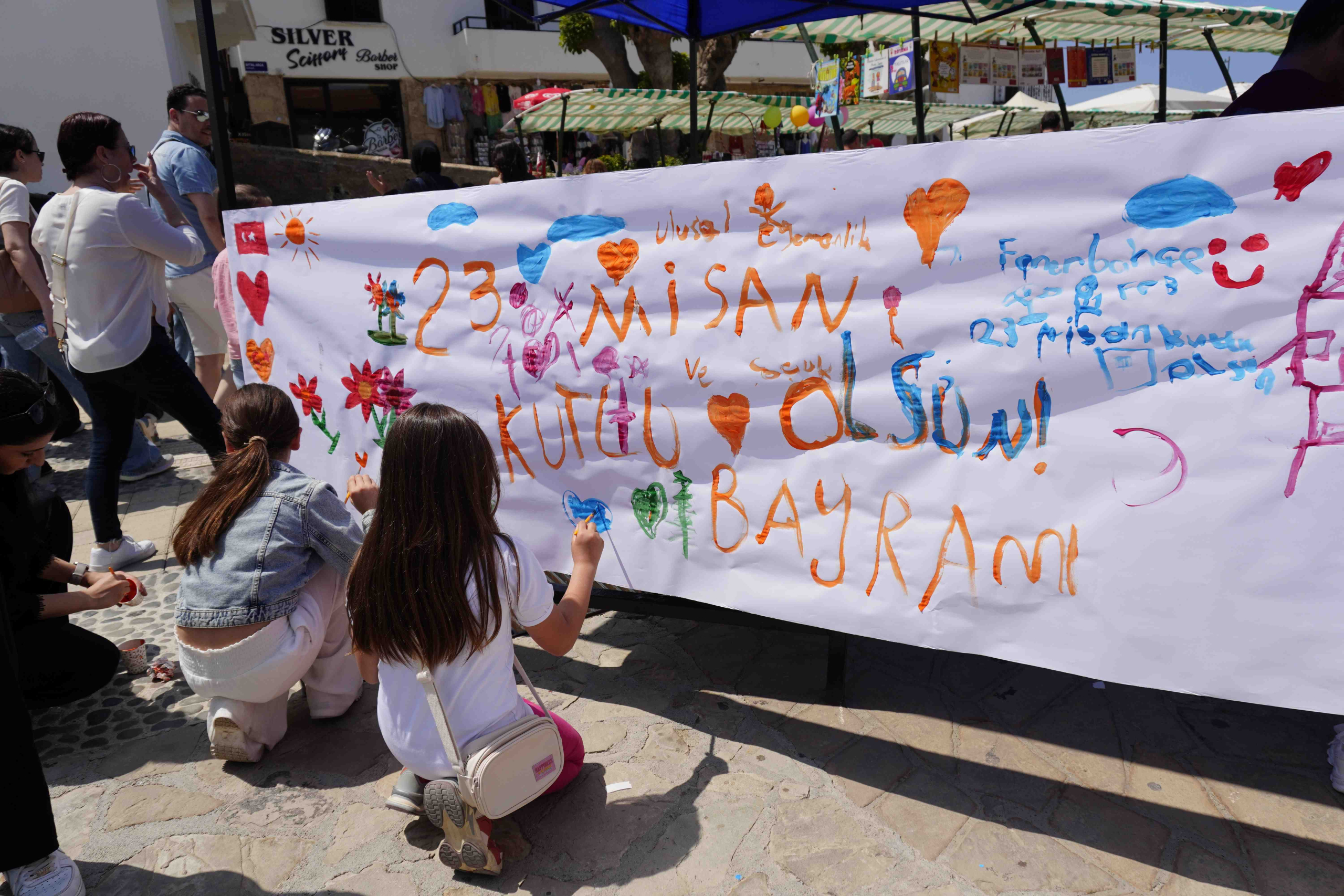 Girne’de 23 Nisan Şenliği düzenlendi