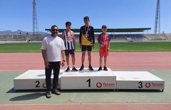 Atletizmde ilkokullardan kıyasıya mücadele