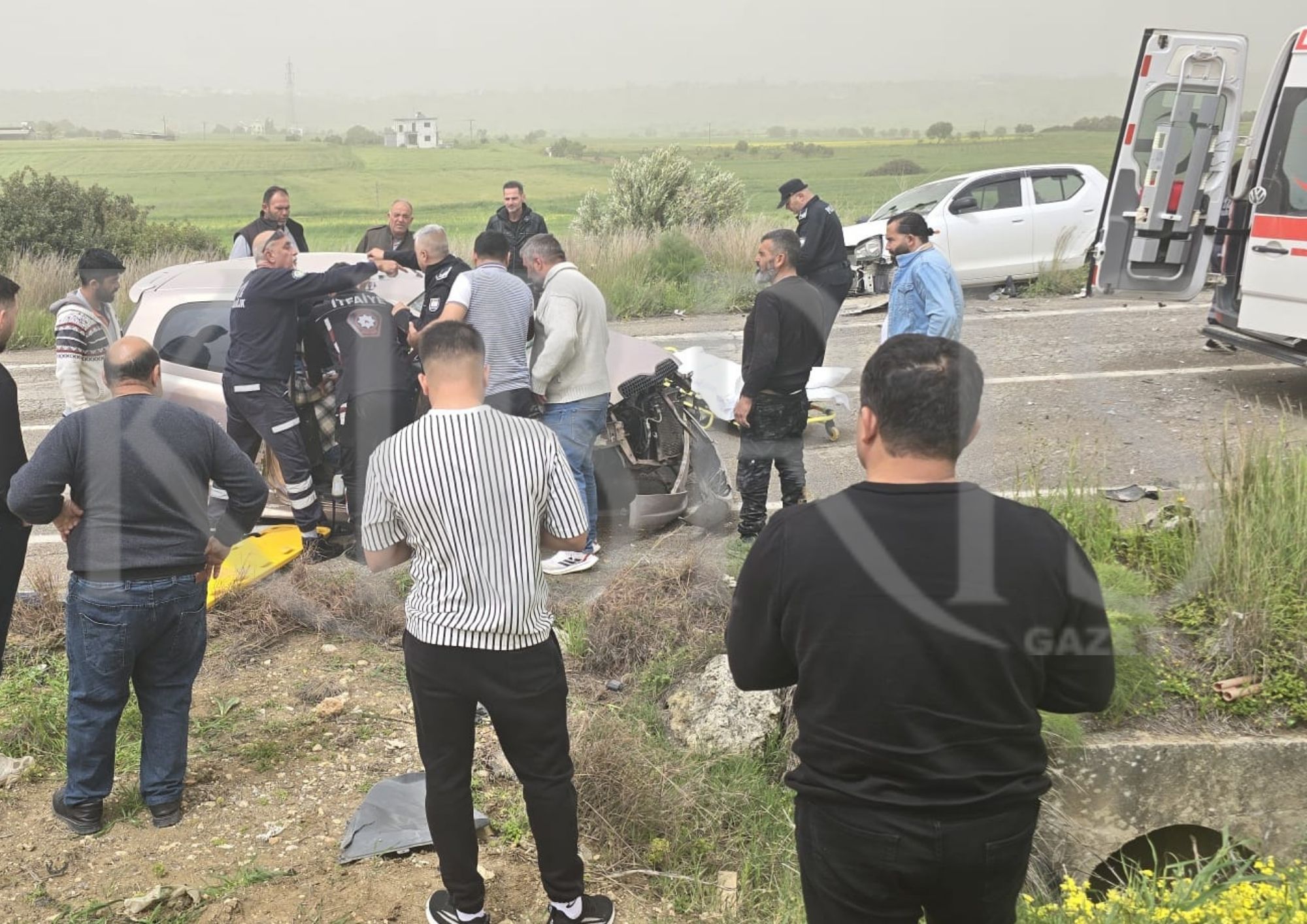 Pamuklu’da korkutan kaza: 6 yaralı, yol trafiğe kapatıldı