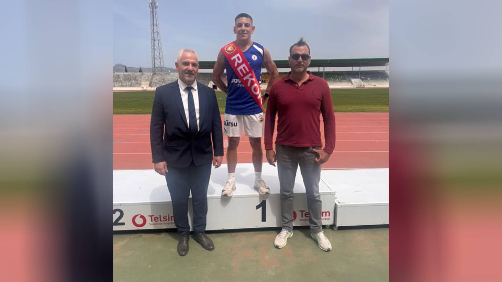 Arda Yurttaş’tan yeni lise rekoru