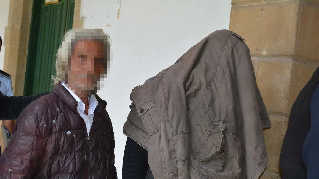 Yere bırakılan çantadan 7 bin TL ve 10 Euro çaldı