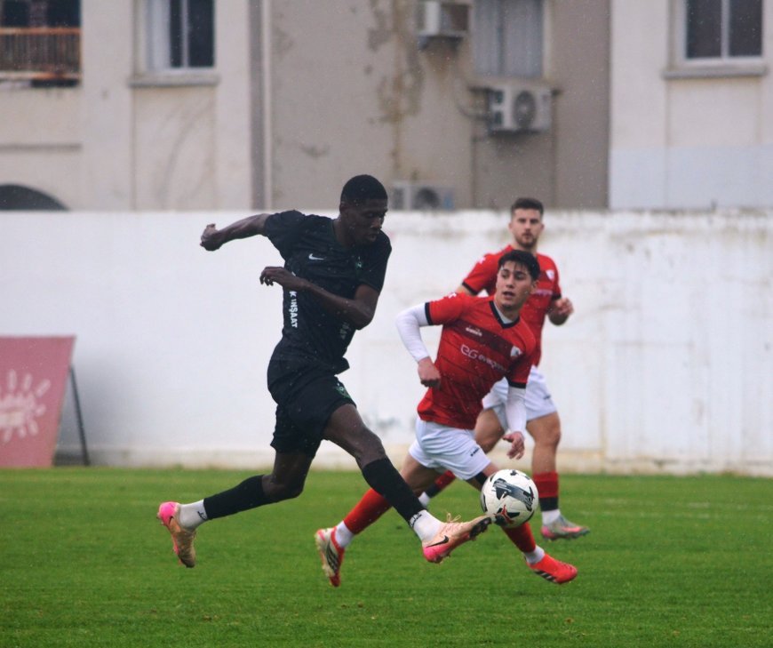 Kaymaklı yarı finalde: 2-1