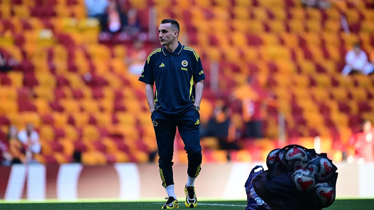 Kerem Aktürkoğlu, RAMS Park’a ilk kez rakip olarak geldi