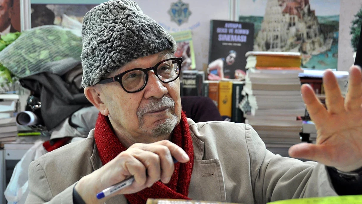 Yalçın Küçük hayatını kaybetti