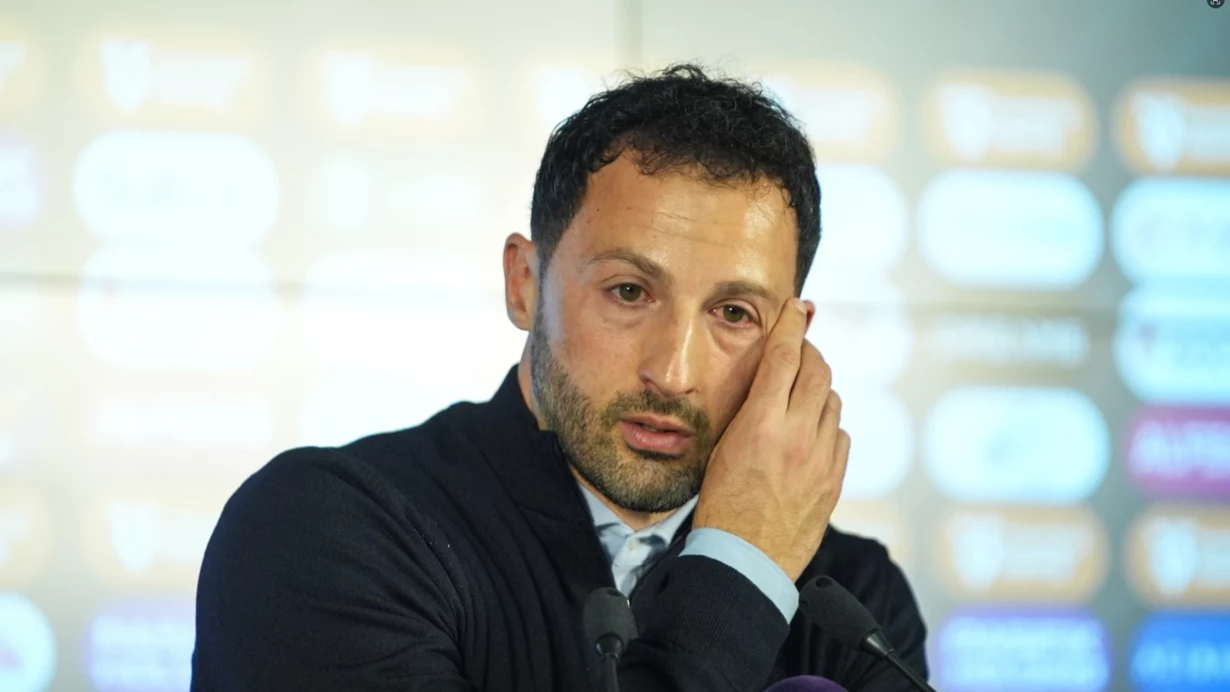 Fenerbahçe’de Tedesco ve Devin Özek’in görevine son verildi