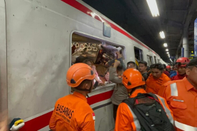 thumbs_b_c_bcf06b5bb5d5a918acc49816d71d0e3e