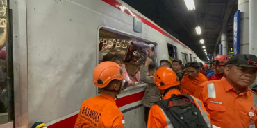 thumbs_b_c_bcf06b5bb5d5a918acc49816d71d0e3e