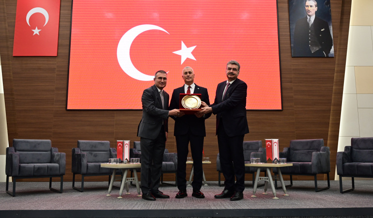 Türkiye-KKTC Ekonomik İlişkilerin Güçlendirilmesi Toplantısı gerçekleştirildi
