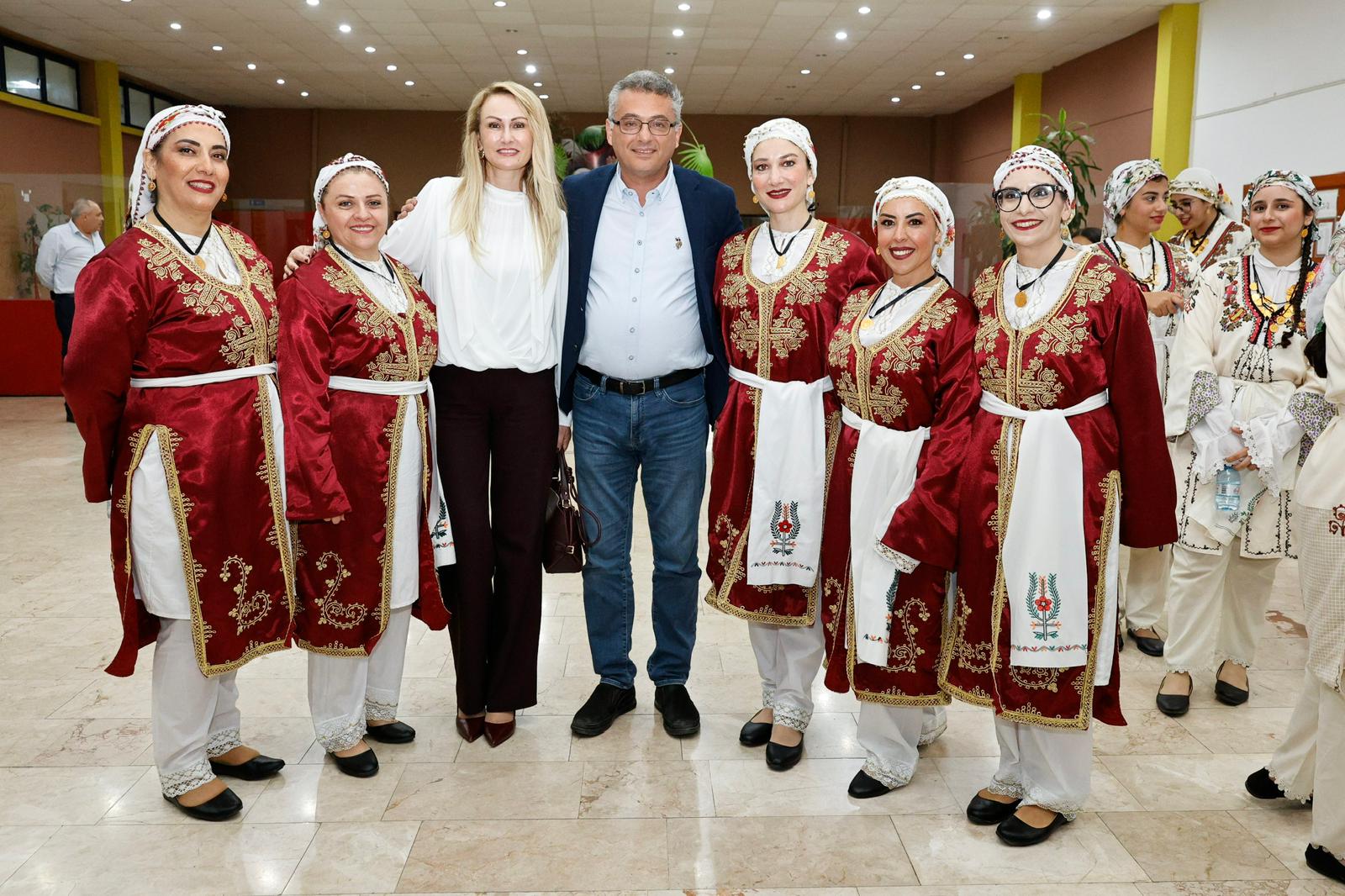 Cumhurbaşkanı Erhürman Kıbrıs Türk Halk Dansları Federasyonu 11. Halk Dansları Şöleni’ne katıldı