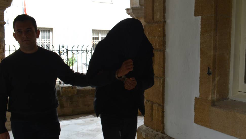 14 yaşındaki kız çocuğuna cinsel istismar!